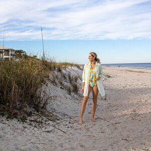 Yellow Ruffle Butts Tie Waist V-Neck One Piece Swimsuit in Women’s Medium